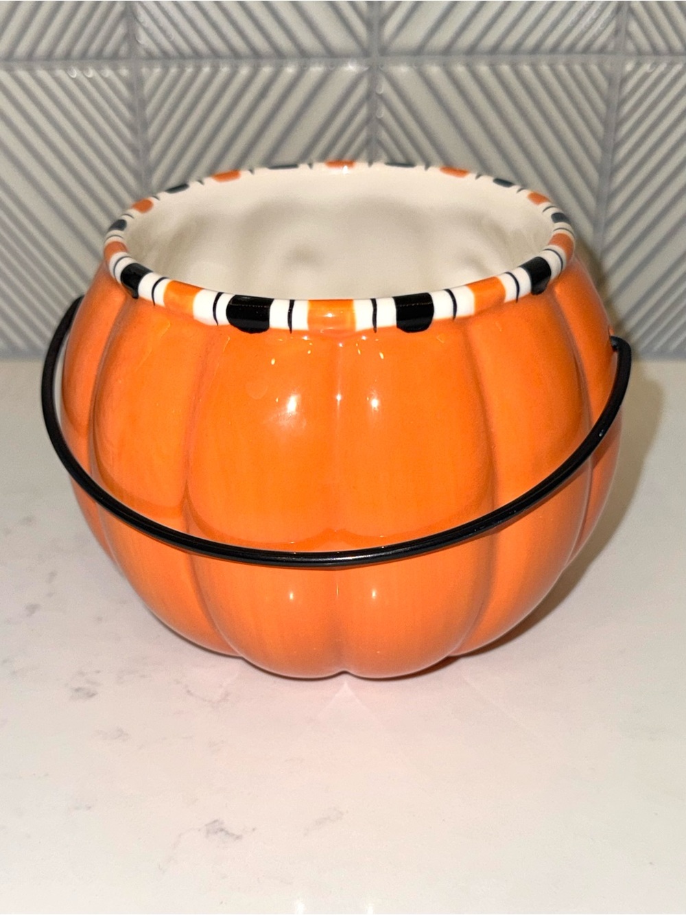 Hallmark Jack o lantern - Picture 2 of 3